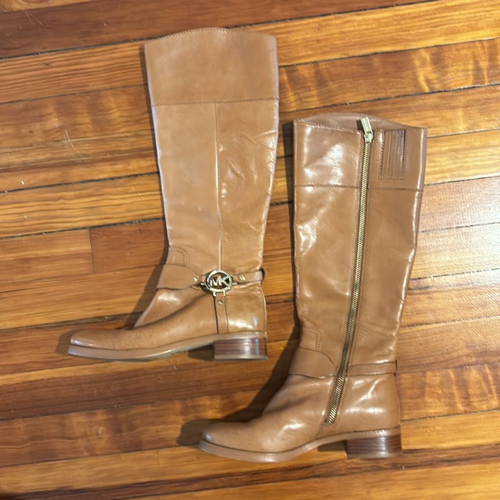 Michael Kors camel leather boot, 6.5 - Picture 2 of 5